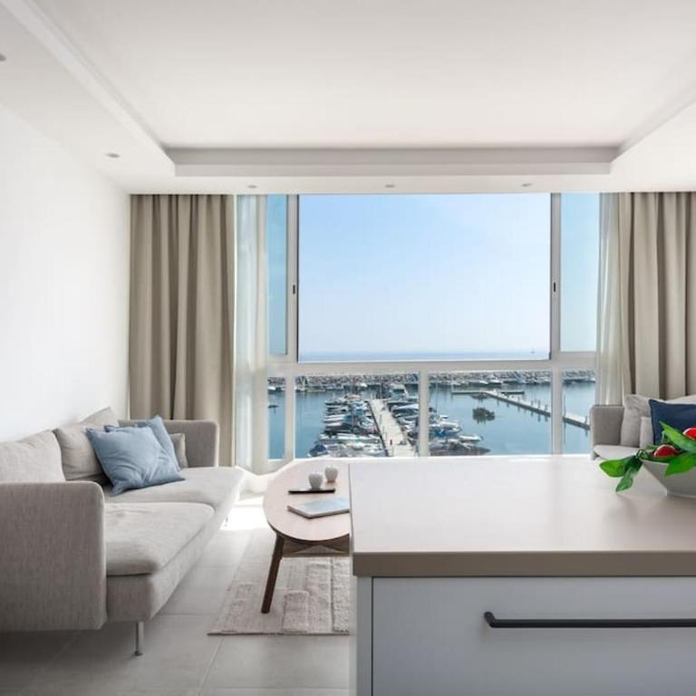 Best views Frontline Puerto Banús Apartment - Apartment with Sea View - 1