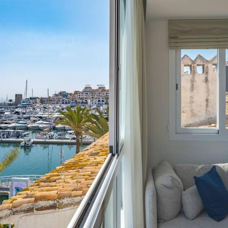 Best views Frontline Puerto Banús Apartment - Apartment with Sea View - 10