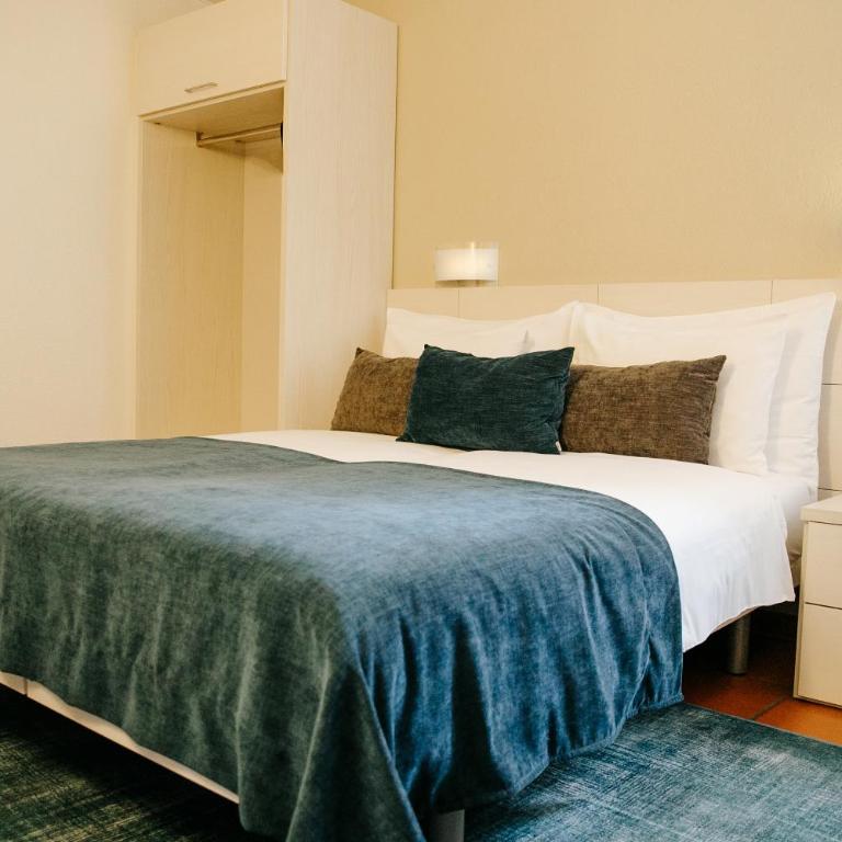 Vista Lakefront Boutique Hotel - Courtyard Standard Twin Room - 10