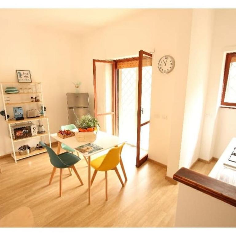 Cozy Coastal Gateway - Appartamento con 2 Camere da Letto - 1