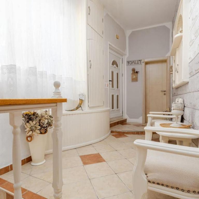 Dream&Stone apartment in Zelenika, Herceg Novi - Three-Bedroom Apartment - 7