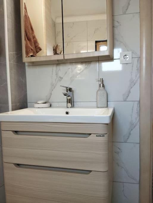 Dream&Stone apartment in Zelenika, Herceg Novi - Three-Bedroom Apartment - 18