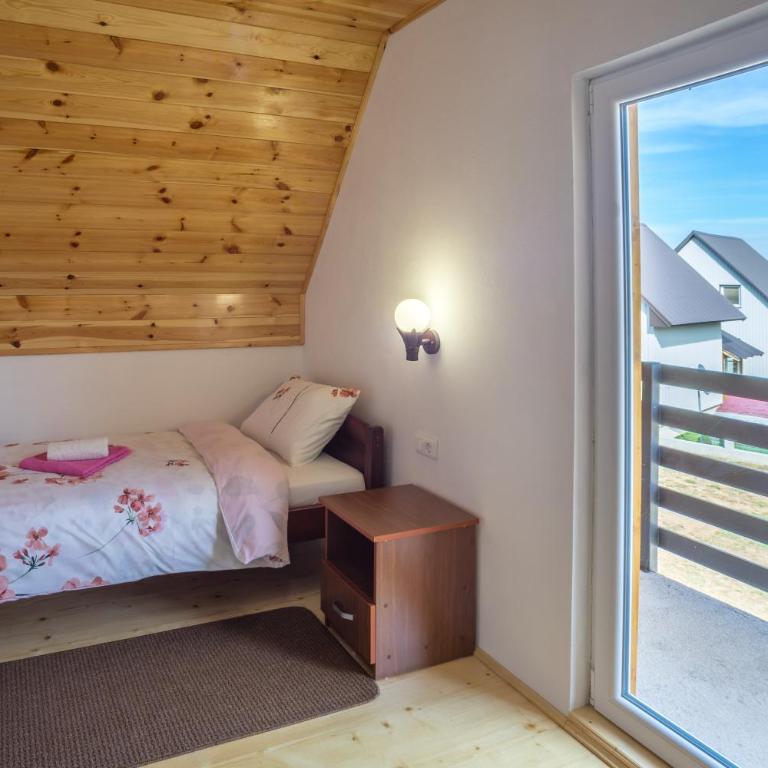 Dubljevic - Two-Bedroom House - 15