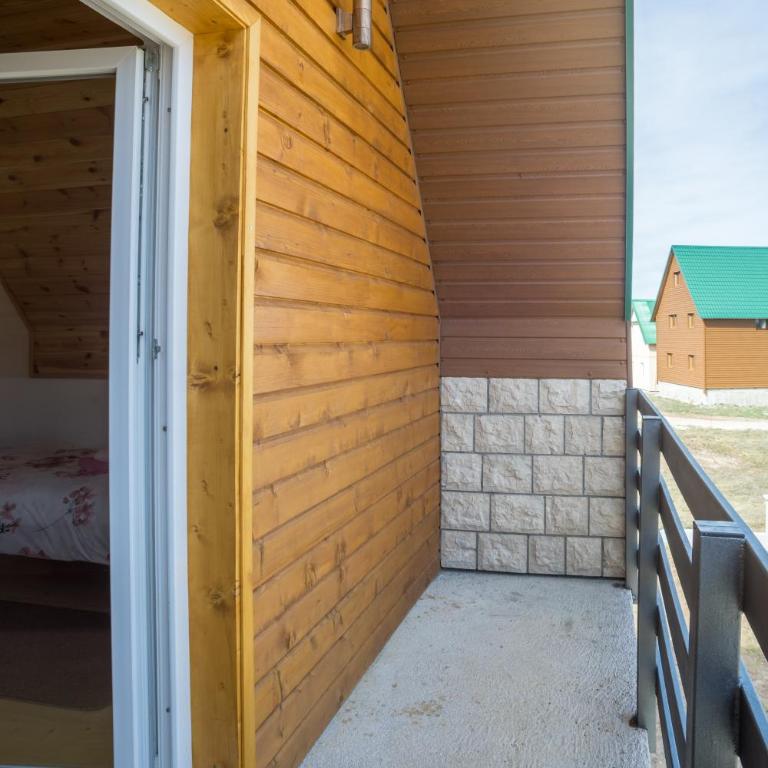 Dubljevic - Two-Bedroom House - 24