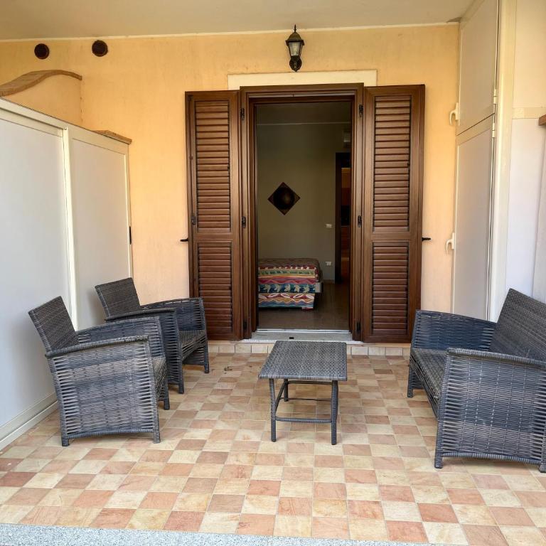 Casa Alessandro By La Via Del Mare Viaggi e Vacanze - Three-Bedroom House - 22