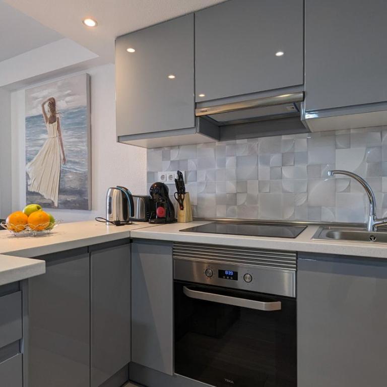TROPIC MAR sweet apartment - One-Bedroom Apartment - 8