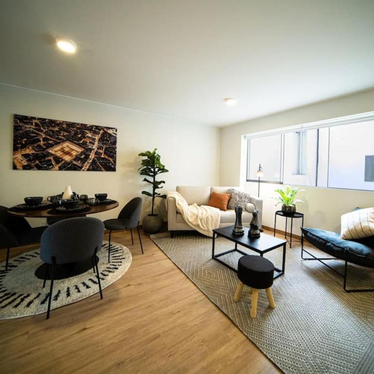 Amazing 1BR in Miraflores - One-Bedroom Apartment - 1