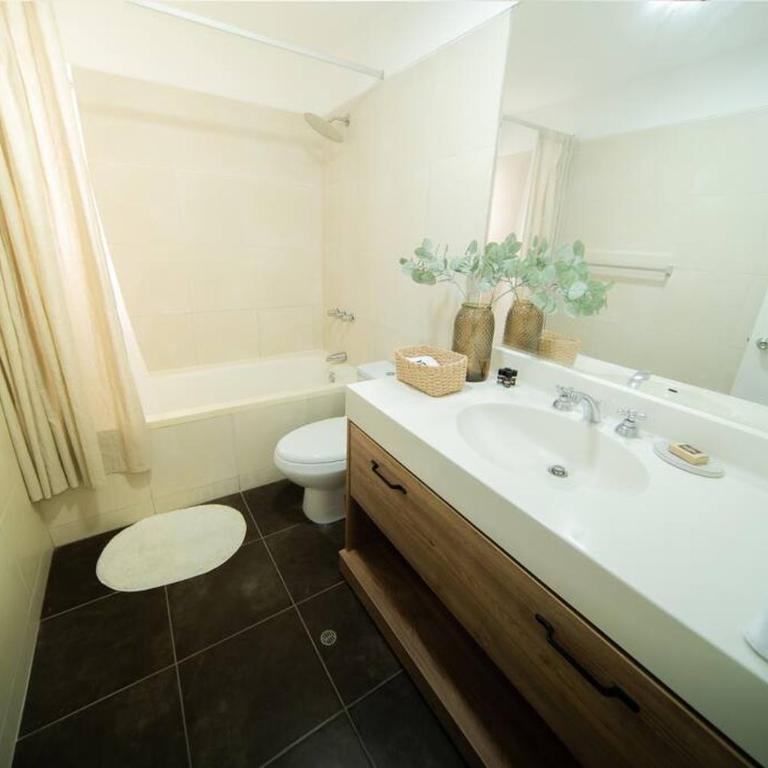 Amazing 1BR in Miraflores - One-Bedroom Apartment - 4