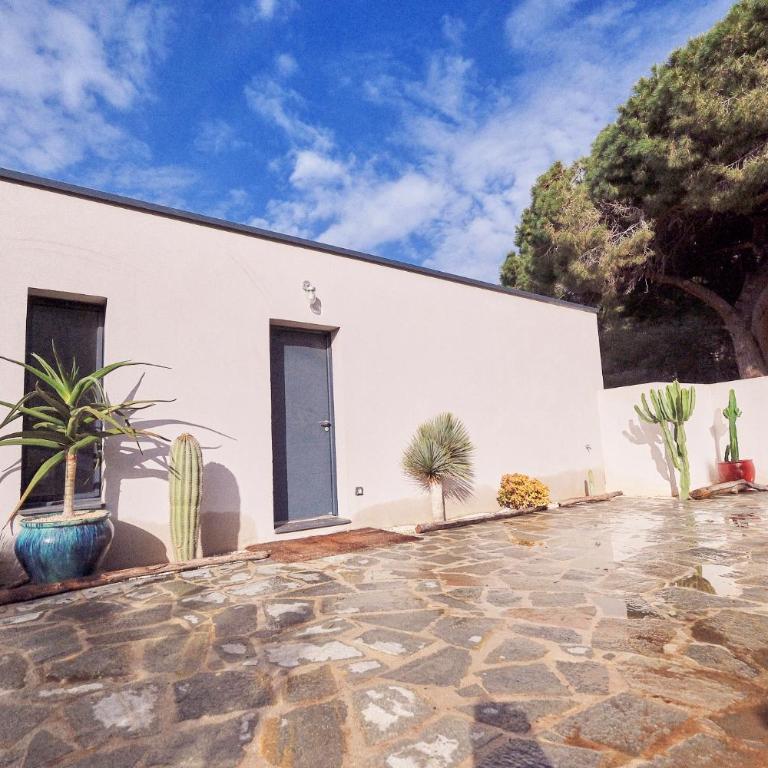 Villa avec jardin et piscine - Villa 3 Chambres - 3