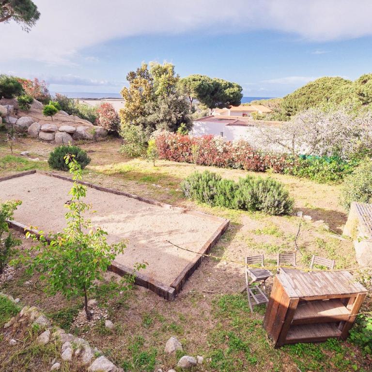 Villa avec jardin et piscine - Villa 3 Chambres - 44