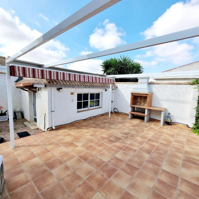 Charming Villa with Private Pool in Urb La Siesta Torrevieja - Casa - 9