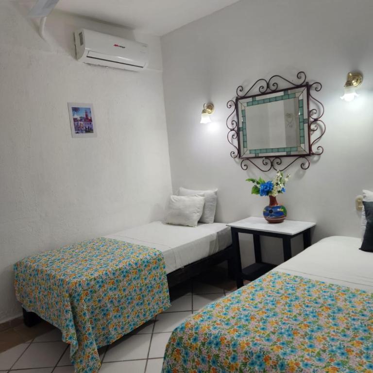 Alexandross - Mixed Dormitory Room - 3