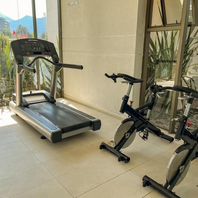 Departamento las condes con vista a la cordillera full equipado - One-Bedroom Apartment - 29