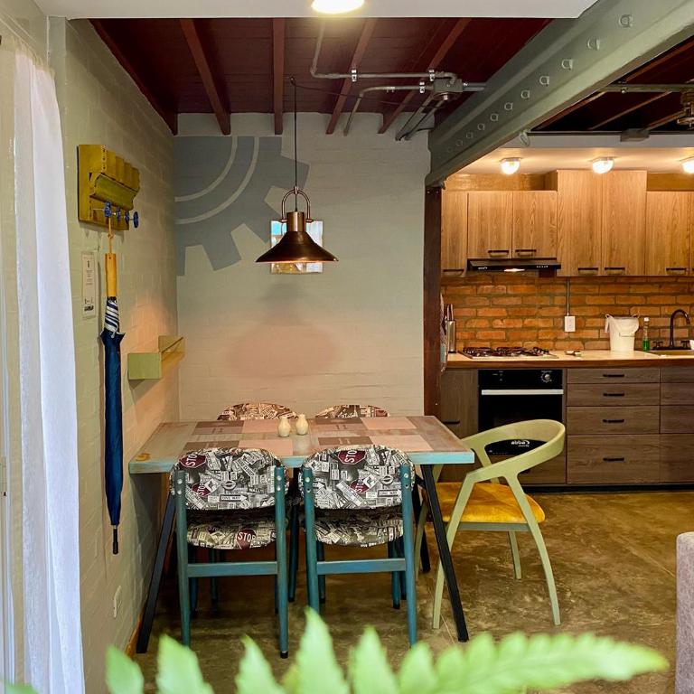 Container convertido en acogedor apartamento - Two-Bedroom Apartment - 18