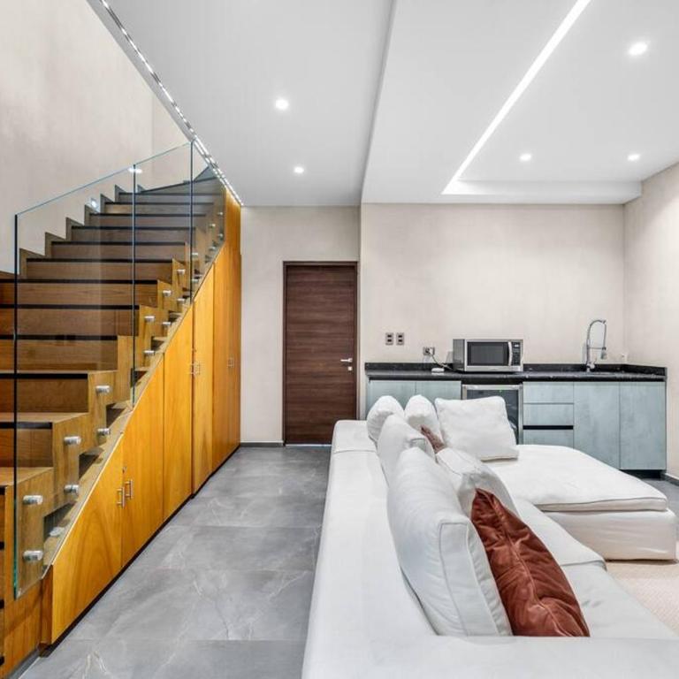 Kite 5 Bed, Self Checkin, Pool, Sleep 14 in Great Neighborhood - Apartamento Deluxe - 12