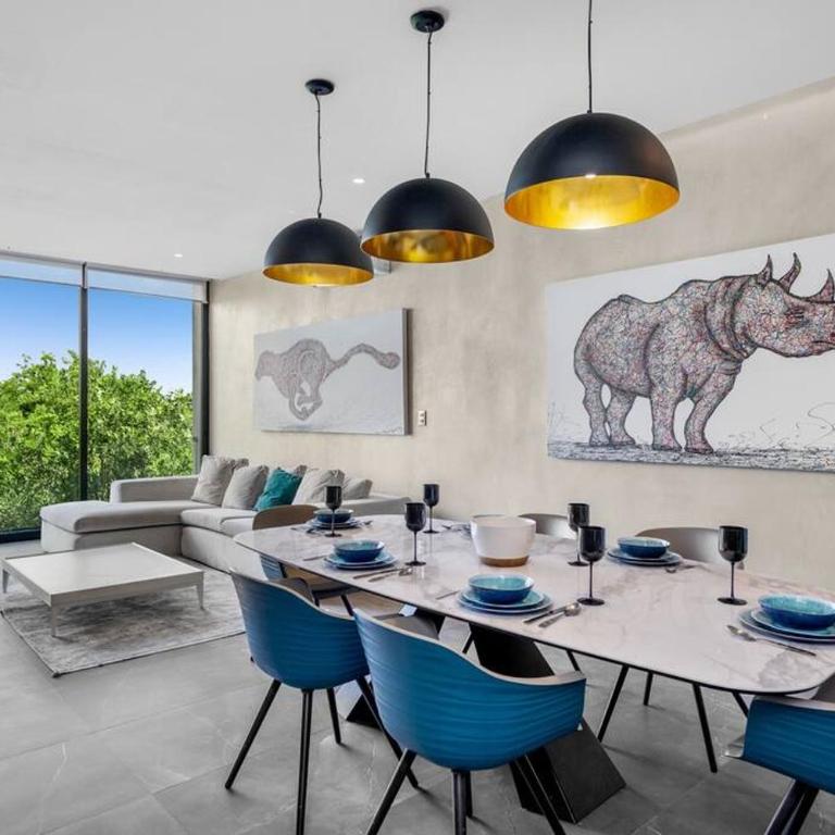 Kite 5 Bed, Self Checkin, Pool, Sleep 14 in Great Neighborhood - Apartamento Deluxe - 13