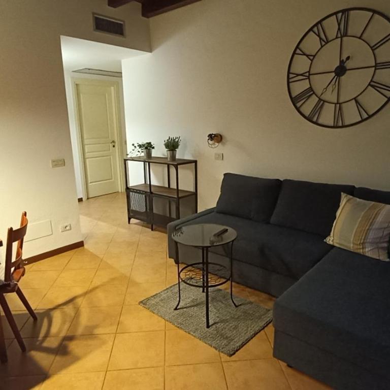 Lagosuite - Two-Bedroom Apartment - 12