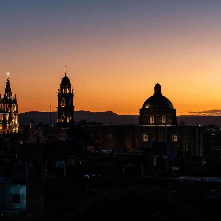Casa Almira 5BR Luxury Home with Pool, Hot Tub & Rooftop - Haus mit 5 Schlafzimmern - 59