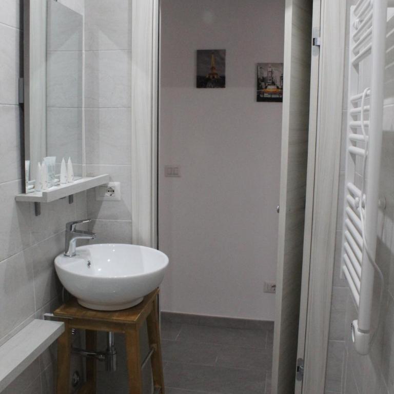 NAVIGLIO 53 - Appartamento con 1 Camera da Letto - 13
