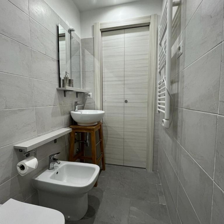 NAVIGLIO 53 - Appartamento con 1 Camera da Letto - 14