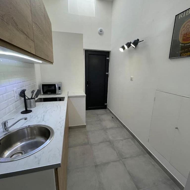 Studio 2 Personnes Plein Centre Rue Piétonne - Appartement 1 Chambre - 8