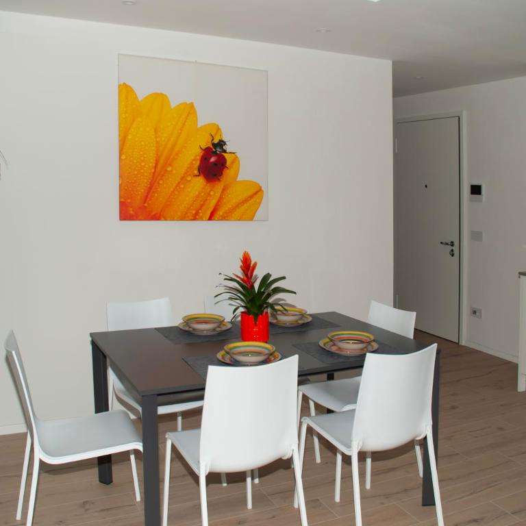 BELLAViTA LAKE GARDA Apartments - Appartamento Deluxe con 2 Camere da Letto e Balcone - 10