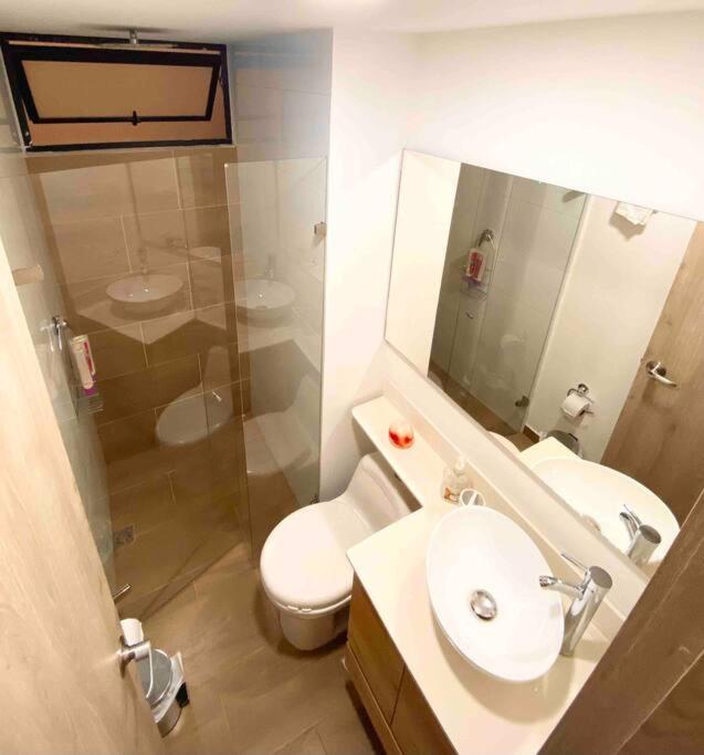 New apto in convenient location with parking - Apartamento de 2 dormitorios - 20