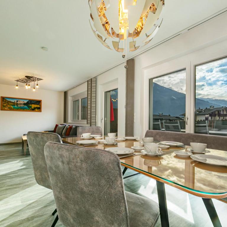 H19 - Modernes Ferienhaus 145qm, 3SZ, Wellnessbereich mit Sauna und Dachterrasse mit Panoramablick, Kühlen und Heizen mit Geothermie - Vacation Home - 4