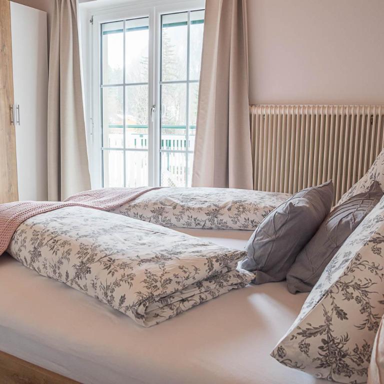 Waldruhe - Bett, Frühstück & ein Lächeln - Apartment mit 2 Schlafzimmern - 9