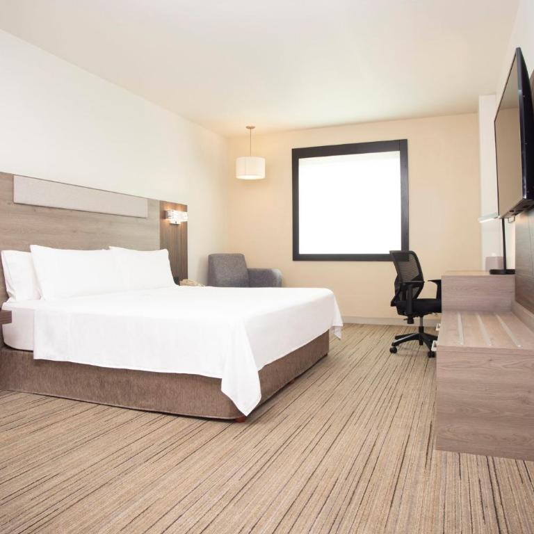 Holiday Inn Express Guadalajara Iteso by IHG - Habitación Estándar - Cama extragrande - 7