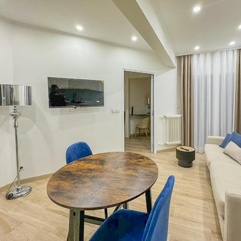Gare Du Sud - Wifi, AC, balcon - Appartement 1 Chambre - 5