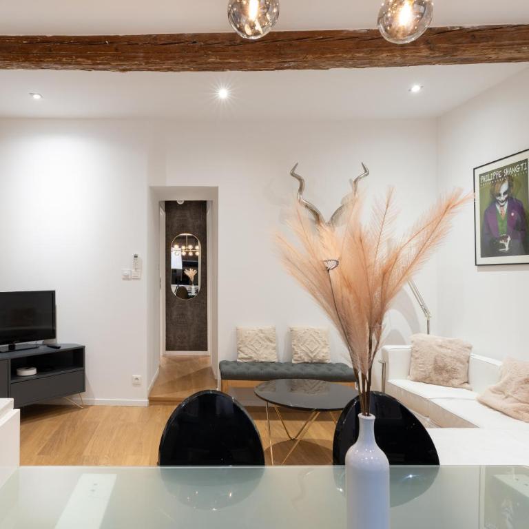 Le Yona Mirabeau - Appartement T3 Atypique situé dans le centre ville historique - proche Rotonde - Apartment mit 2 Schlafzimmern - 9