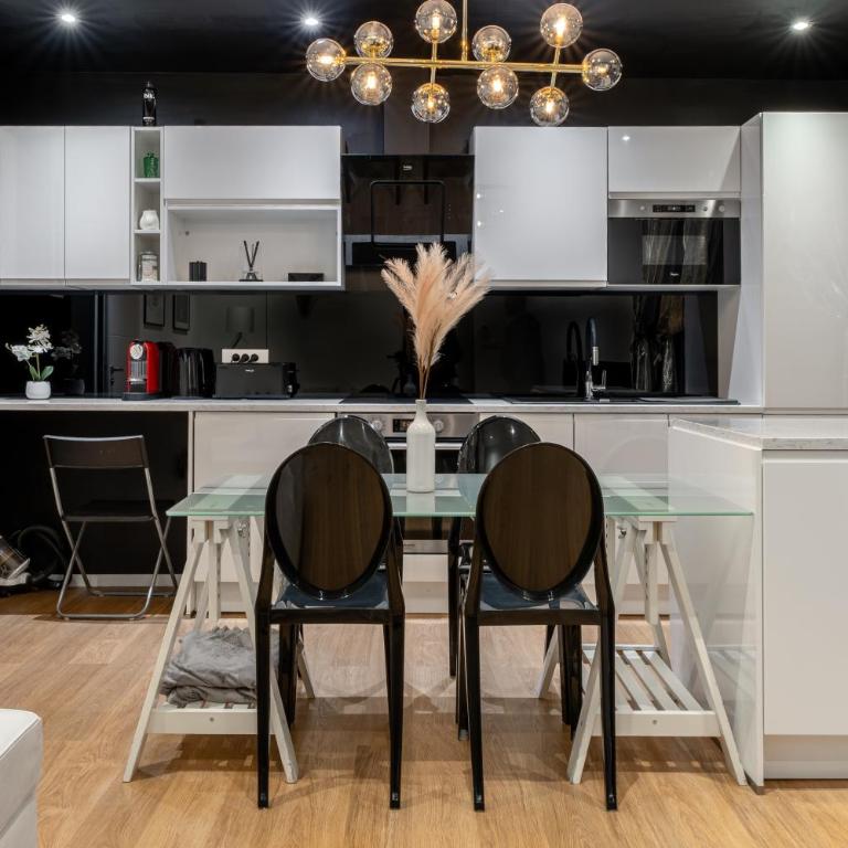 Le Yona Mirabeau - Appartement T3 Atypique situé dans le centre ville historique - proche Rotonde - Apartment mit 2 Schlafzimmern - 11