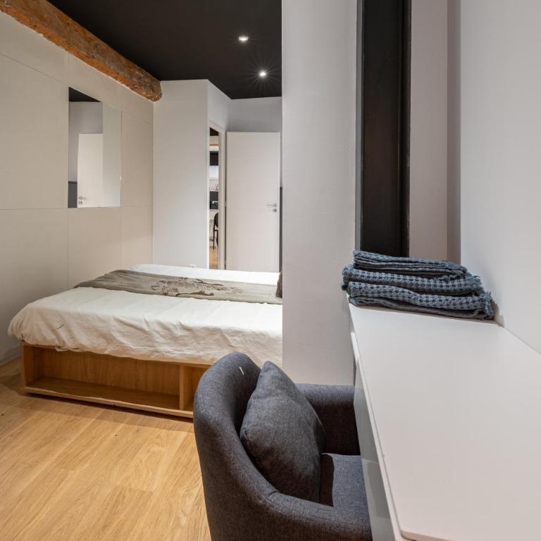 Le Yona Mirabeau - Appartement T3 Atypique situé dans le centre ville historique - proche Rotonde - Apartment mit 2 Schlafzimmern - 15