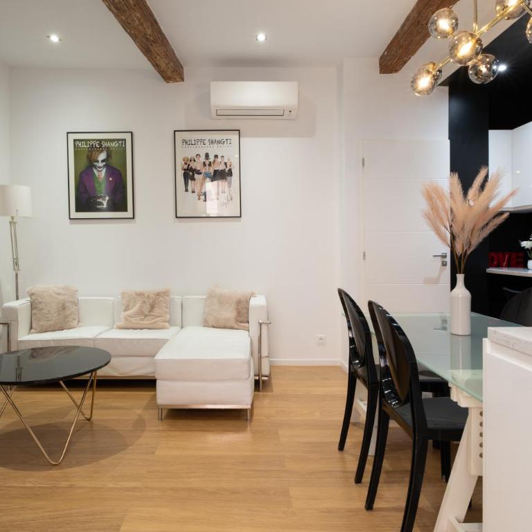 Le Yona Mirabeau - Appartement T3 Atypique situé dans le centre ville historique - proche Rotonde - Apartment mit 2 Schlafzimmern - 1
