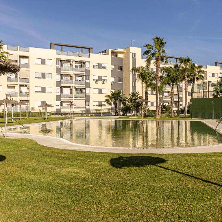 Allo Apartments Europa II Parking Piscina Padel 4 Habitaciones - Apartamento - 57