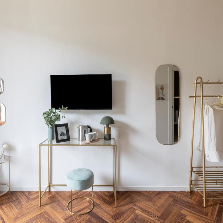 Easylife - Suite in Porta Venezia - Camera Matrimoniale - 11