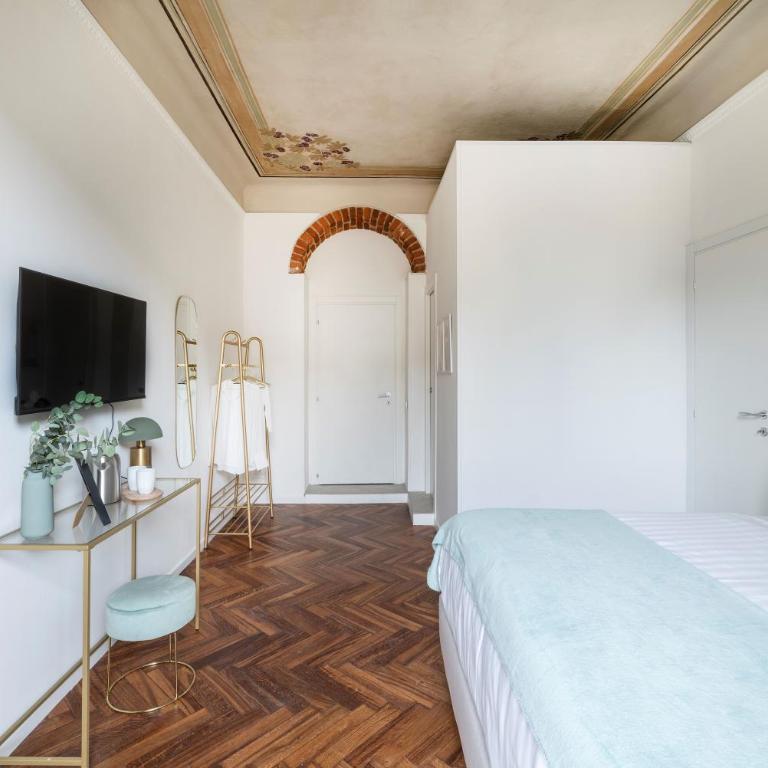 Easylife - Suite in Porta Venezia - Camera Matrimoniale - 10