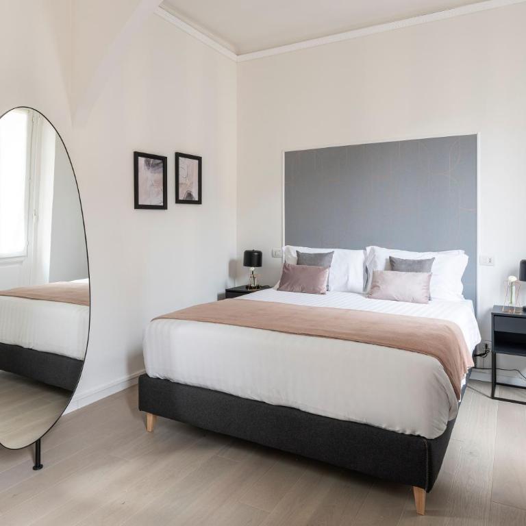 Easylife - Suite in Porta Venezia - Camera Matrimoniale Deluxe - 14