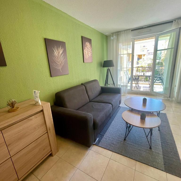Royal Plazza, beau T2 centre ville, parking - Appartamento con 1 Camera da Letto - 2