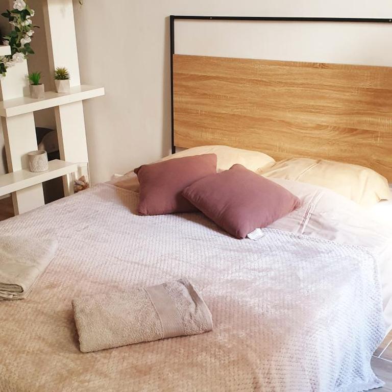 Antibes : Beau studio en plein centre ville - Appartement 1 Chambre - 12