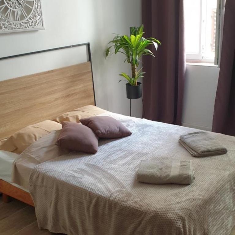 Antibes : Beau studio en plein centre ville - Appartement 1 Chambre - 13