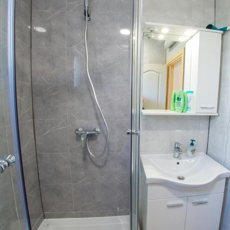 Apartments Charm Nest - Studio Apartment - 11