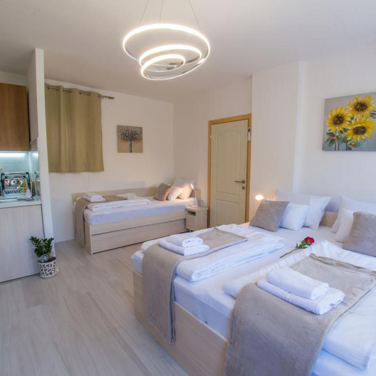 Apartments Charm Nest - Studio Apartment - 7