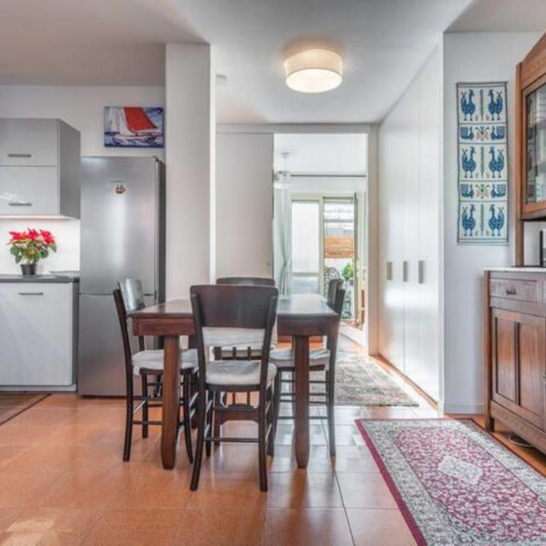 House Roberta - One-Bedroom Apartment - 14