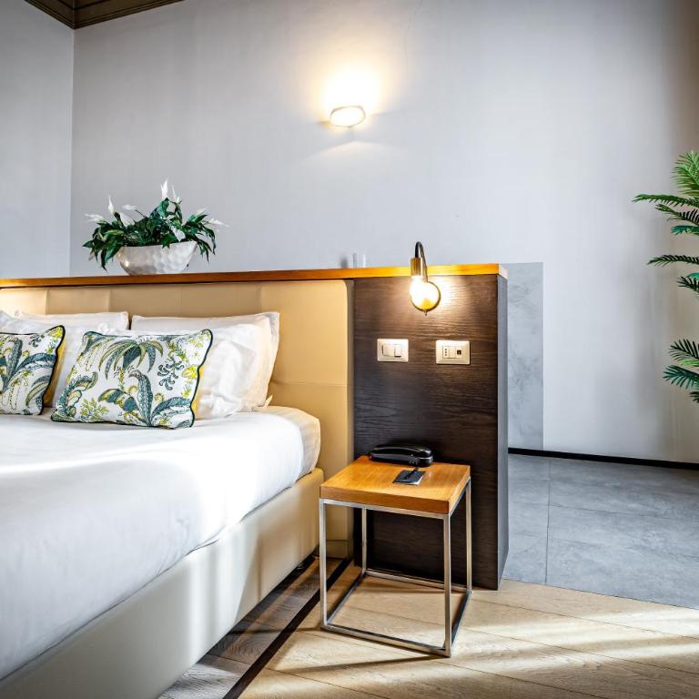 Palazzo Alfieri - Place of Charme - Suite Prestige con Vista Fiume - 8