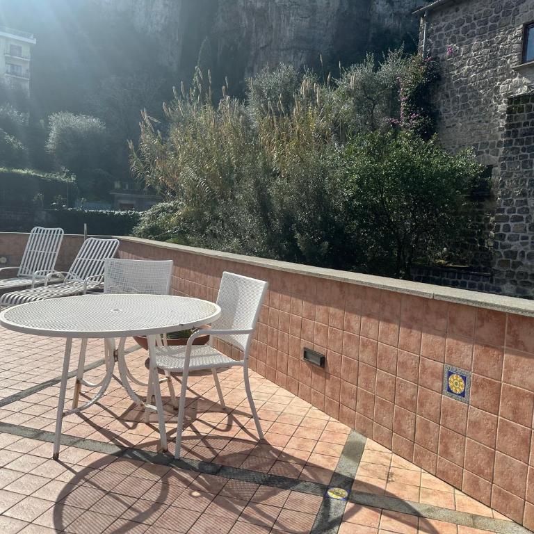 Il Sirenio - Two-Bedroom Apartment - 13