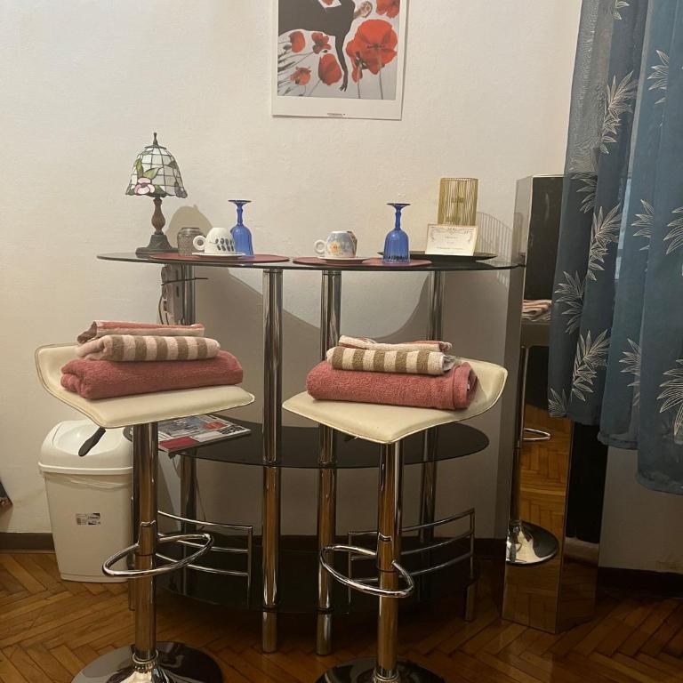 La Vie de Bohème - Standard Double Room with Shared Bathroom - 3