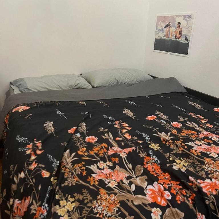 La Vie de Bohème - Standard Double Room with Shared Bathroom - 5