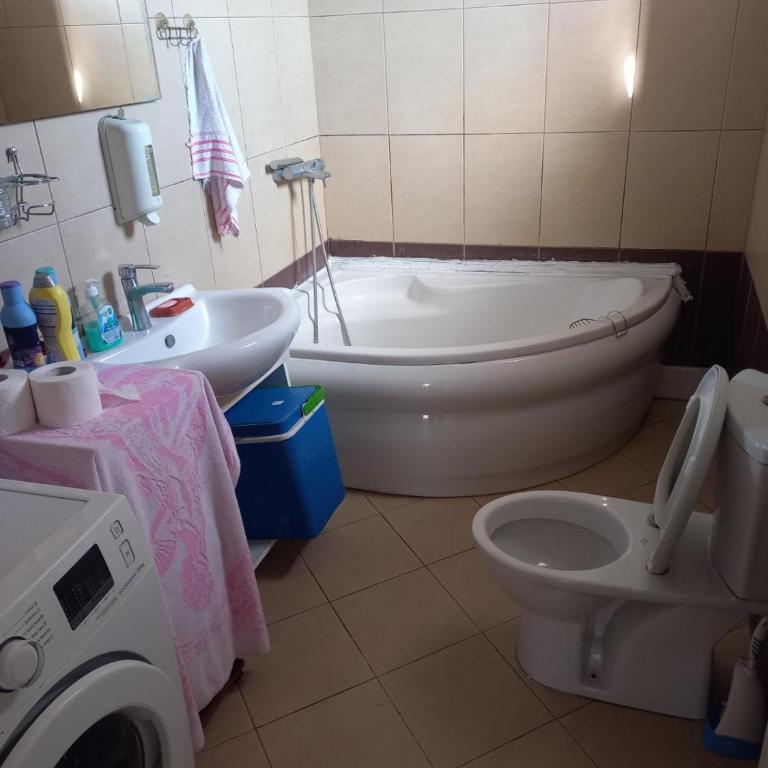 Hostel Dragana - Standardna Dvokrevetna Soba sa Bračnim Krevetom i Zajedničkim Kupatilom - 12